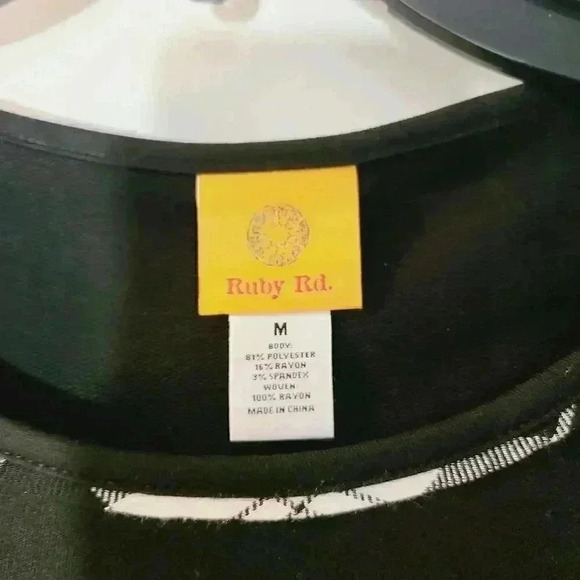 Ruby Rd. NWT Black Plaid 3/4 Sleeve Pullover Top Tunic Sz M - Picture 2 of 6